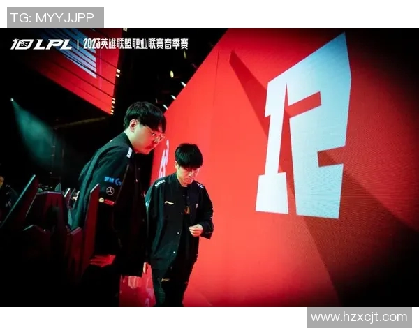 RNG在高校联赛中的拼搏历程与荣耀时刻全景回顾 RNG在高校联赛中的拼搏历程与荣耀时刻全景回顾